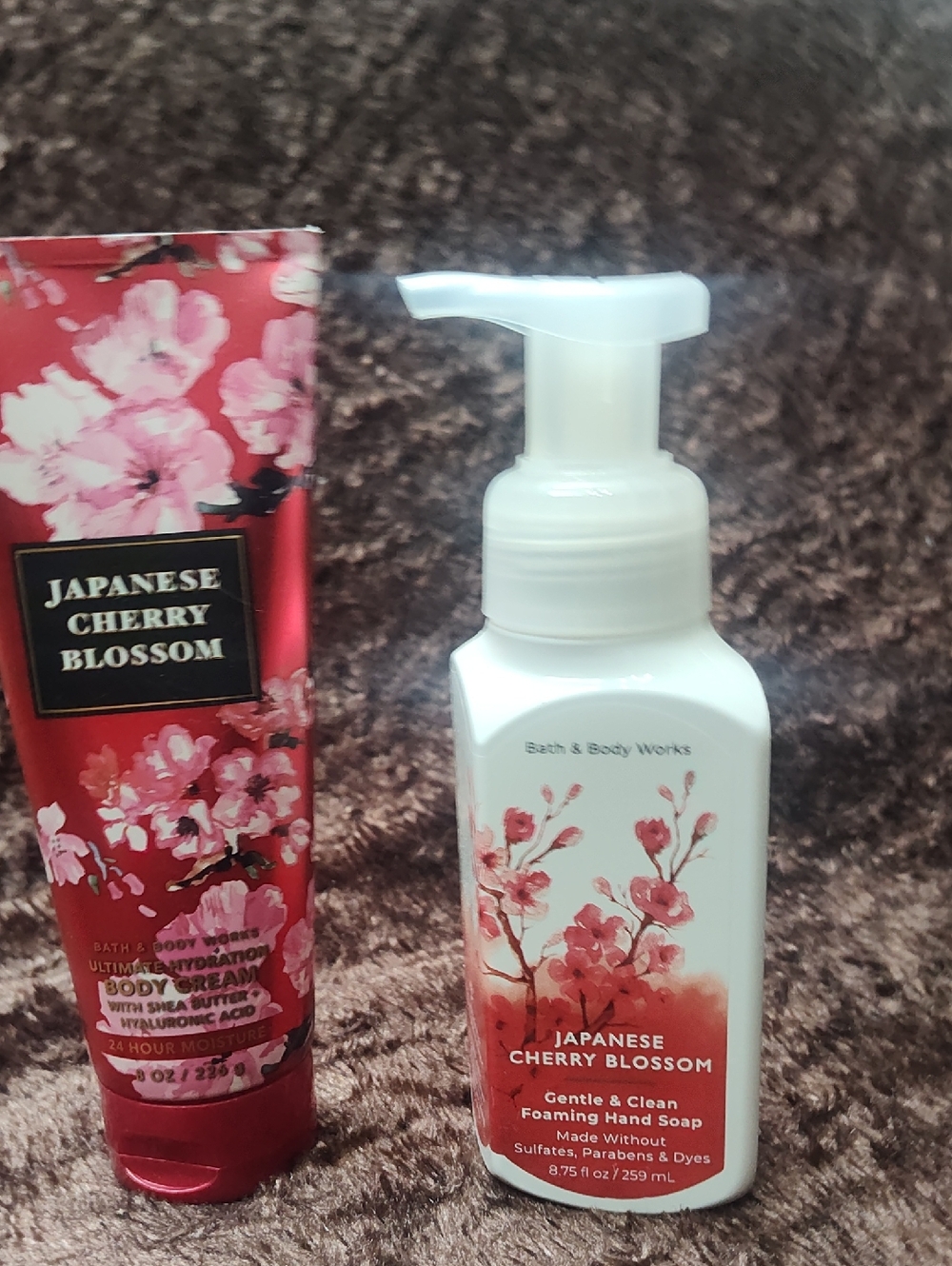 Bath & Body Works Set. Japanese Cherry Blossom Foaming Hand Soap and Body Cream
